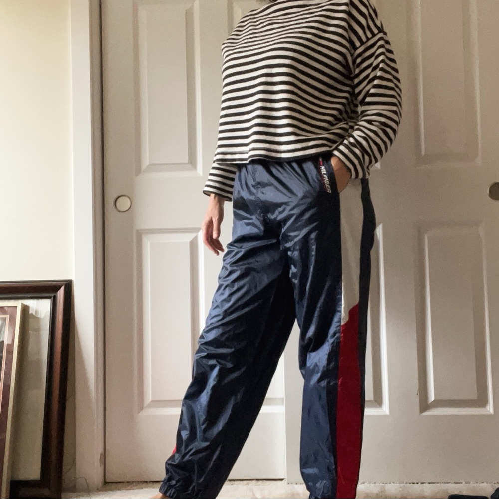 Vintage Y2K Tommy‎ Hilfiger logo nylon track pants size L